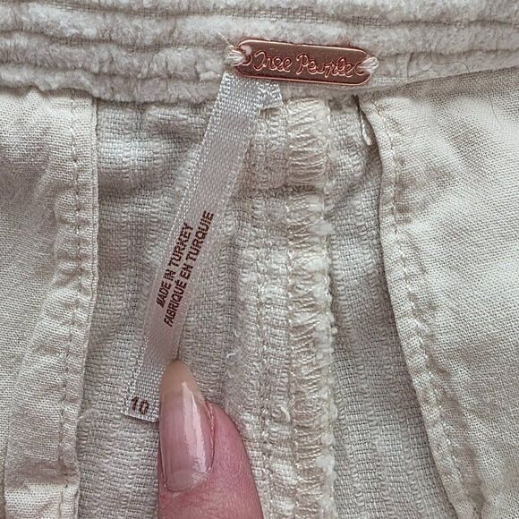 FREE PEOPLE High Rise Tapered Leg Corduroy Pleated Trouser Pants Sz 10 - Picture 4 of 4